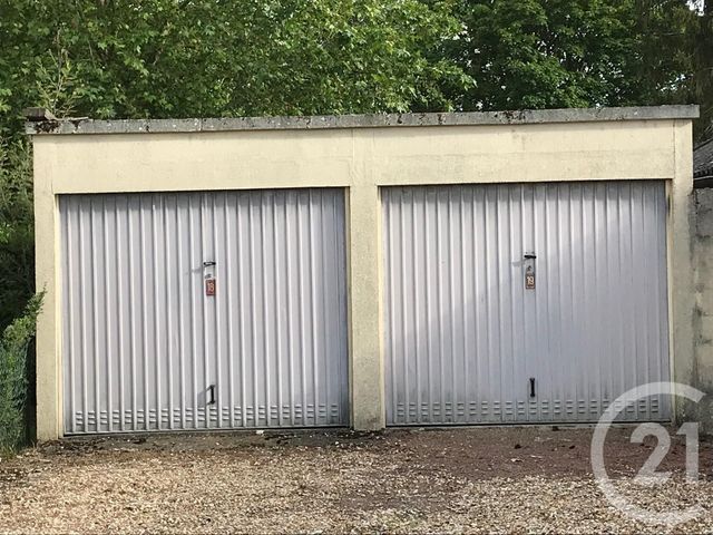 Parking à louer - 14 m2 - ROMORANTIN LANTHENAY - 41 - CENTRE Parking à louer - 14 m2 - ROMORANTIN LANTHENAY - 41 - CENTRE