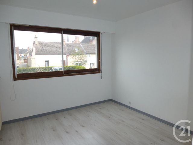 Appartement F4 à louer - 4 pièces - 94,08 m2 - ROMORANTIN LANTHENAY - 41 - CENTRE Appartement F4 à louer - 4 pièces - 94,08 m2 - ROMORANTIN LANTHENAY - 41 - CENTRE