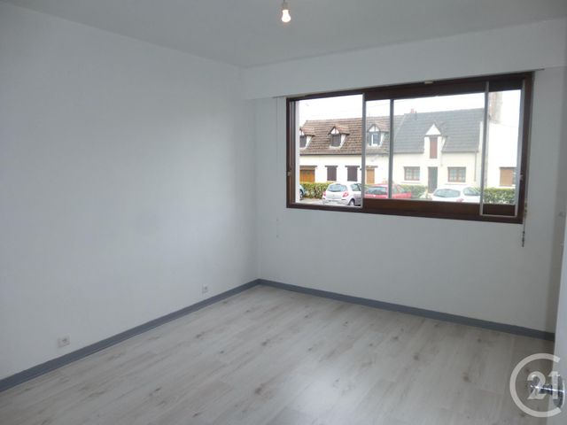 Appartement F4 à louer - 4 pièces - 94,08 m2 - ROMORANTIN LANTHENAY - 41 - CENTRE Appartement F4 à louer - 4 pièces - 94,08 m2 - ROMORANTIN LANTHENAY - 41 - CENTRE