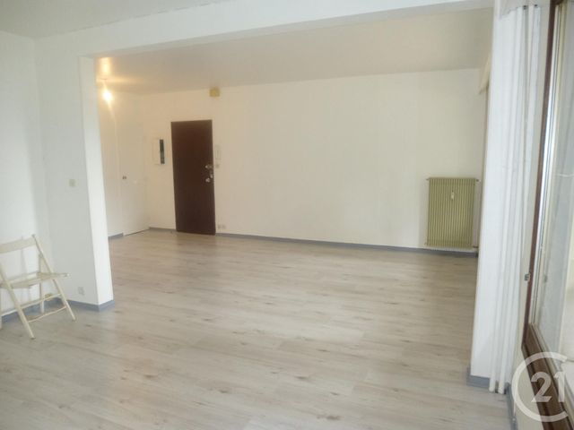 Appartement F4 à louer - 4 pièces - 94,08 m2 - ROMORANTIN LANTHENAY - 41 - CENTRE Appartement F4 à louer - 4 pièces - 94,08 m2 - ROMORANTIN LANTHENAY - 41 - CENTRE