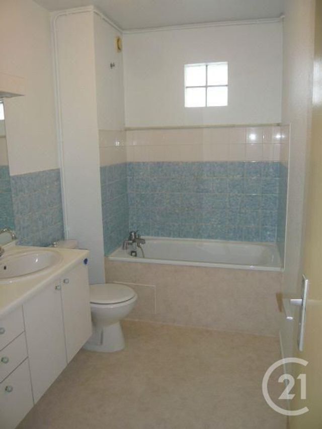 Studio à louer - 1 pièce - 32,99 m2 - ROMORANTIN LANTHENAY - 41 - CENTRE Studio à louer - 1 pièce - 32,99 m2 - ROMORANTIN LANTHENAY - 41 - CENTRE