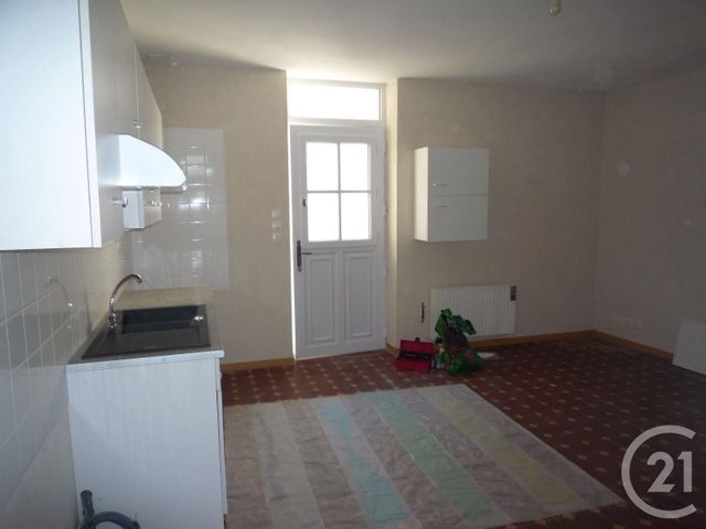 Maison à louer - 2 pièces - 38,60 m2 - MUR DE SOLOGNE - 41 - CENTRE Maison à louer - 2 pièces - 38,60 m2 - MUR DE SOLOGNE - 41 - CENTRE
