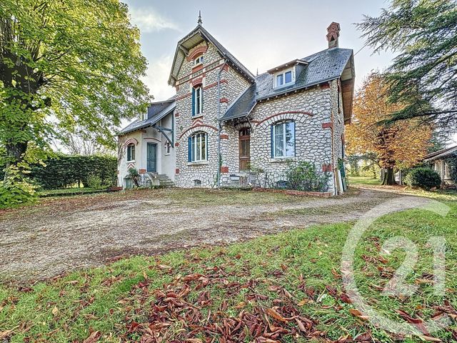 Maison à vendre - 6 pièces - 223 m2 - Romorantin Lanthenay - 41 - CENTRE