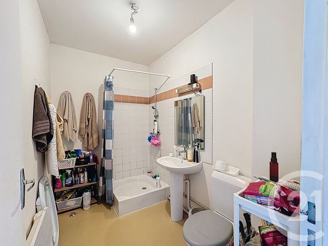 Afficher la photo en grand Appartement F2 à vendre - 2 pièces - 49 m2 - Romorantin Lanthenay - 41 - CENTRE