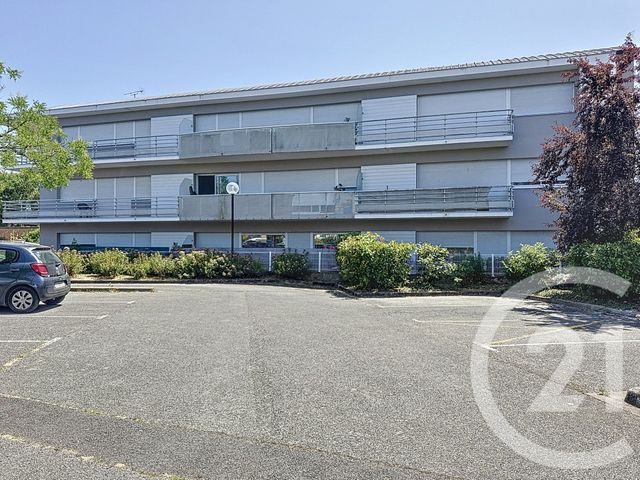 Afficher la photo en grand Appartement F2 à vendre - 2 pièces - 49 m2 - Romorantin Lanthenay - 41 - CENTRE