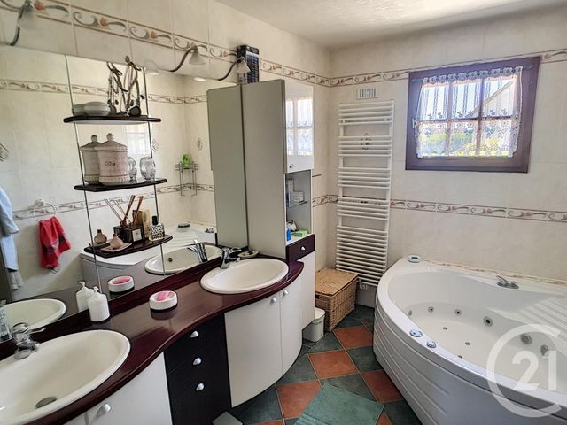 Maison à vendre - 7 pièces - 157,79 m2 - Romorantin Lanthenay - 41 - CENTRE