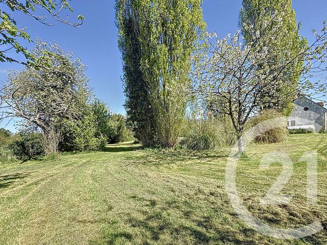 Maison à vendre - 4 pièces - 75,67 m2 - Dun Le Poelier - 36 - CENTRE