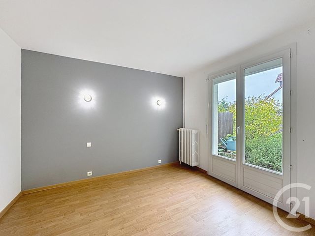 Maison à vendre - 6 pièces - 117 m2 - Chabris - 36 - CENTRE