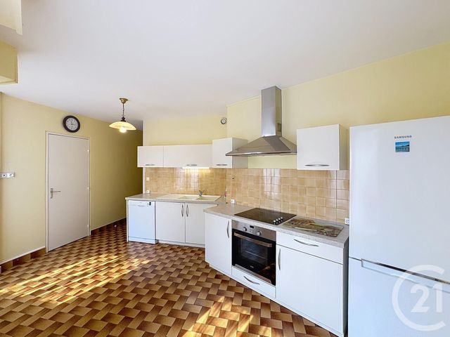 Appartement F3 &agrave; louer - 3 pi&egrave;ces - 82 m2 - Romorantin Lanthenay - 41 - CENTRE