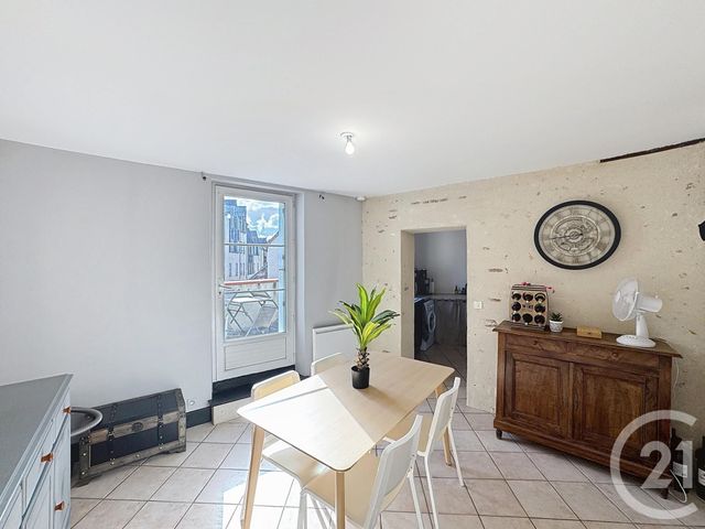Afficher la photo en grand Appartement F2 à louer - 3 pièces - 55 m2 - Romorantin Lanthenay - 41 - CENTRE