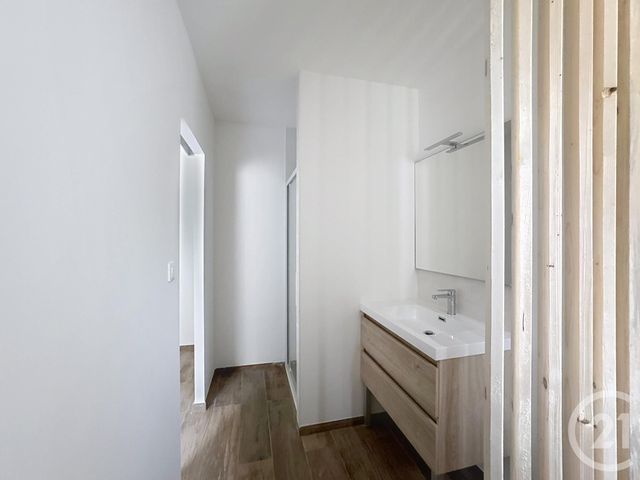 Appartement &agrave; louer - 2 pi&egrave;ces - 39,83 m2 - Romorantin Lanthenay - 41 - CENTRE