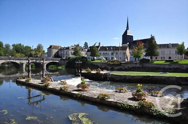 Maison &agrave; louer - 2 pi&egrave;ces - 31,70 m2 - Romorantin Lanthenay - 41 - CENTRE