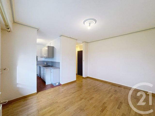 Appartement F1 &agrave; louer - 2 pi&egrave;ces - 40,35 m2 - Romorantin Lanthenay - 41 - CENTRE