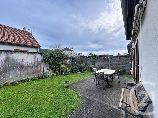 Maison &agrave; louer - 6 pi&egrave;ces - 92,30 m2 - Romorantin Lanthenay - 41 - CENTRE