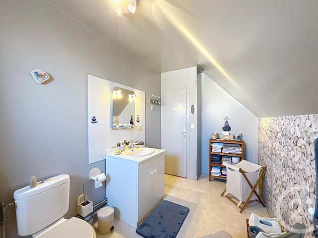 Maison &agrave; louer - 6 pi&egrave;ces - 92,30 m2 - Romorantin Lanthenay - 41 - CENTRE