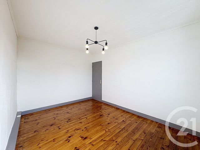 Maison &agrave; louer - 4 pi&egrave;ces - 77,25 m2 - Pruniers En Sologne - 41 - CENTRE