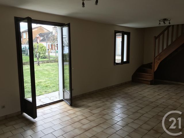 Maison &agrave; louer - 5 pi&egrave;ces - 117,65 m2 - Romorantin Lanthenay - 41 - CENTRE