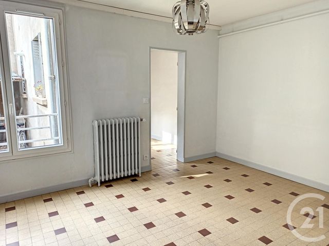 Appartement F3 &agrave; louer - 3 pi&egrave;ces - 52 m2 - Romorantin Lanthenay - 41 - CENTRE