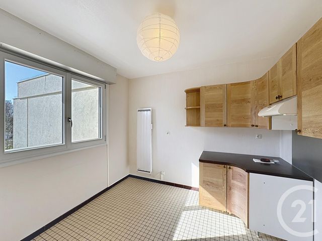 Appartement F2 &agrave; louer - 2 pi&egrave;ces - 41 m2 - Romorantin Lanthenay - 41 - CENTRE