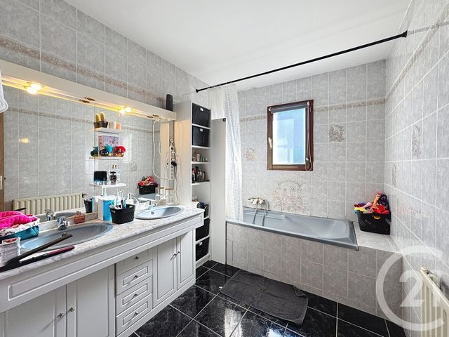 Maison &agrave; vendre - 5 pi&egrave;ces - 126,23 m2 - Romorantin Lanthenay - 41 - CENTRE