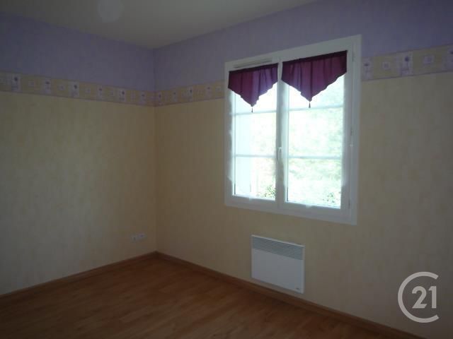 Maison &agrave; louer - 4 pi&egrave;ces - 89,23 m2 - Romorantin Lanthenay - 41 - CENTRE