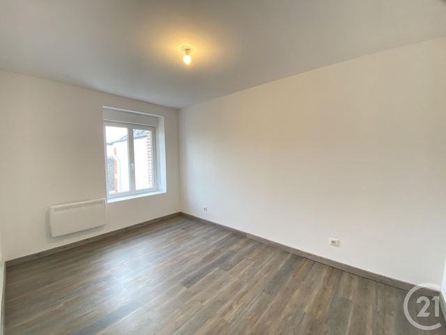 Maison &agrave; louer - 3 pi&egrave;ces - 68 m2 - Villefranche Sur Cher - 41 - CENTRE