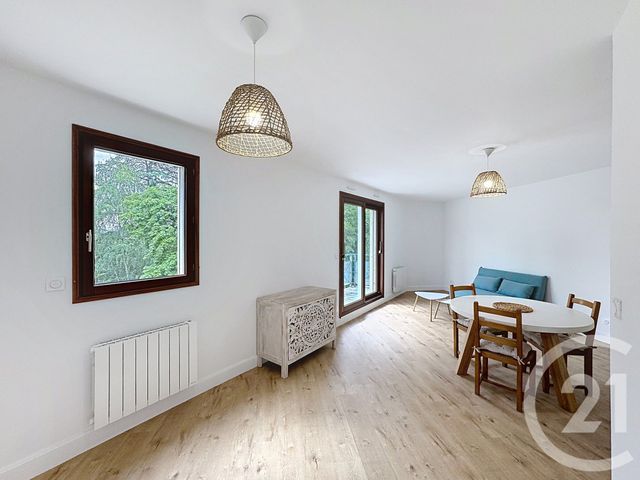 Appartement F1 &agrave; louer - 1 pi&egrave;ce - 41,50 m2 - Romorantin Lanthenay - 41 - CENTRE