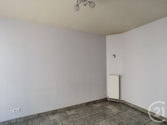 Appartement F3 &agrave; louer - 3 pi&egrave;ces - 52,80 m2 - Romorantin Lanthenay - 41 - CENTRE