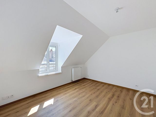 Appartement &agrave; louer - 4 pi&egrave;ces - 72,08 m2 - Romorantin Lanthenay - 41 - CENTRE