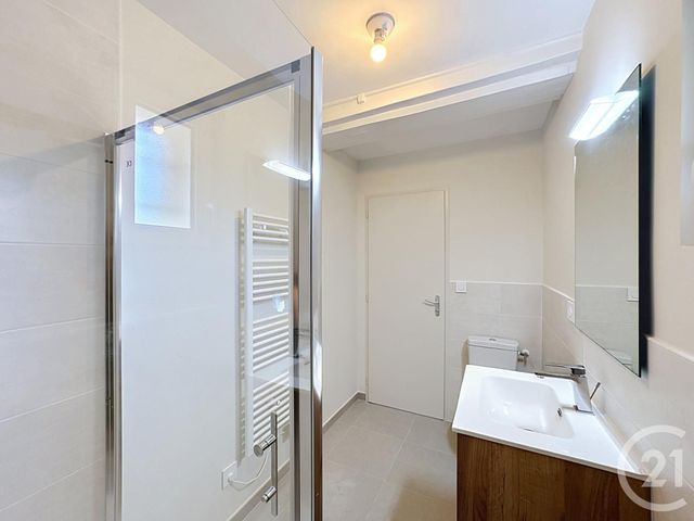 Maison &agrave; louer - 3 pi&egrave;ces - 43 m2 - Pruniers En Sologne - 41 - CENTRE