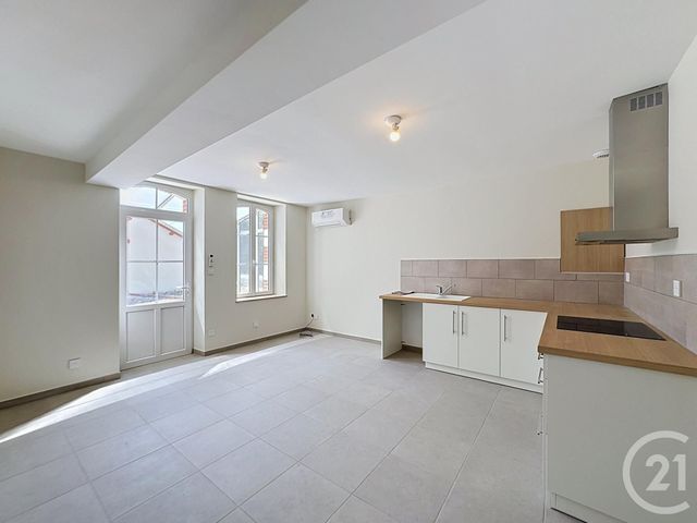 Maison &agrave; louer - 3 pi&egrave;ces - 43 m2 - Pruniers En Sologne - 41 - CENTRE