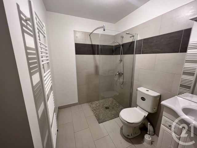 Maison &agrave; louer - 4 pi&egrave;ces - 126,60 m2 - Romorantin Lanthenay - 41 - CENTRE