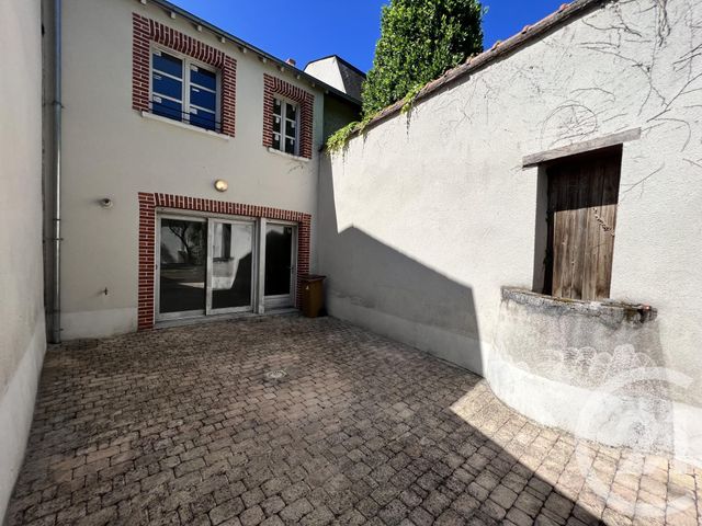 Maison &agrave; louer - 4 pi&egrave;ces - 126,60 m2 - Romorantin Lanthenay - 41 - CENTRE