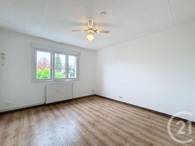 Maison &agrave; louer - 2 pi&egrave;ces - 62 m2 - Selles Sur Cher - 41 - CENTRE