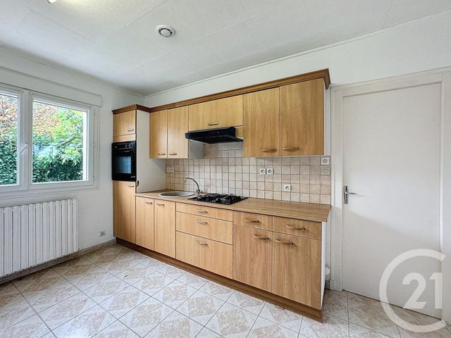 Maison &agrave; louer - 2 pi&egrave;ces - 62 m2 - Selles Sur Cher - 41 - CENTRE