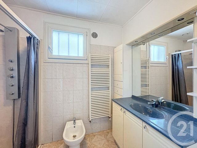 Maison &agrave; louer - 2 pi&egrave;ces - 62 m2 - Selles Sur Cher - 41 - CENTRE