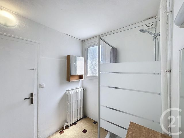 Appartement F3 &agrave; louer - 3 pi&egrave;ces - 57 m2 - Romorantin Lanthenay - 41 - CENTRE