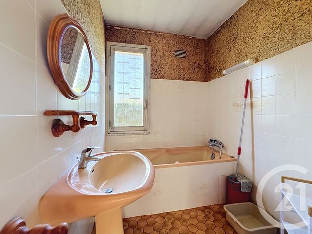 Maison &agrave; vendre - 9 pi&egrave;ces - 121,44 m2 - Romorantin Lanthenay - 41 - CENTRE