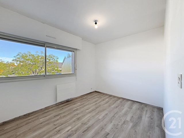 Appartement F2 &agrave; louer - 2 pi&egrave;ces - 48 m2 - Romorantin Lanthenay - 41 - CENTRE