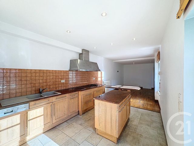 Appartement &agrave; louer - 2 pi&egrave;ces - 80 m2 - Romorantin Lanthenay - 41 - CENTRE