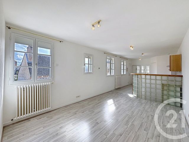Appartement F2 &agrave; louer - 2 pi&egrave;ces - 47 m2 - Romorantin Lanthenay - 41 - CENTRE