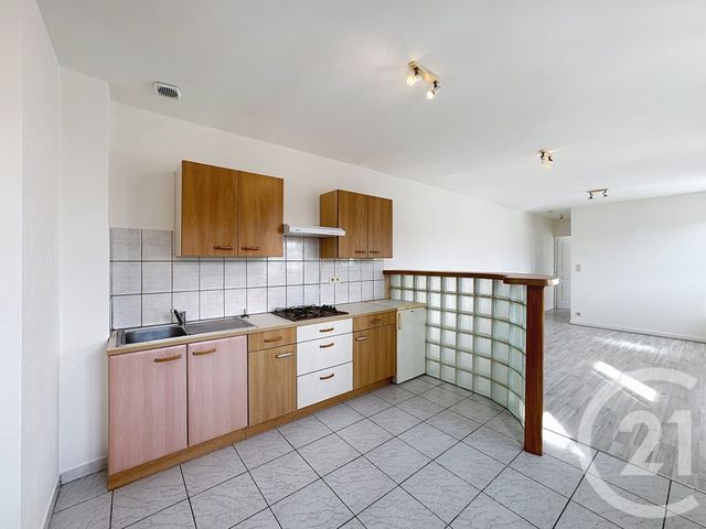 Appartement F2 &agrave; louer - 2 pi&egrave;ces - 47 m2 - Romorantin Lanthenay - 41 - CENTRE