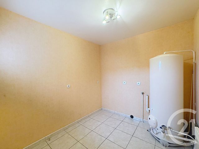 Maison &agrave; louer - 4 pi&egrave;ces - 89,23 m2 - Romorantin Lanthenay - 41 - CENTRE