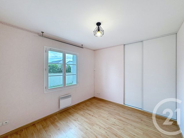 Maison &agrave; louer - 4 pi&egrave;ces - 89,23 m2 - Romorantin Lanthenay - 41 - CENTRE
