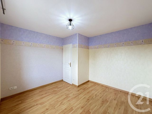 Maison &agrave; louer - 4 pi&egrave;ces - 89,23 m2 - Romorantin Lanthenay - 41 - CENTRE