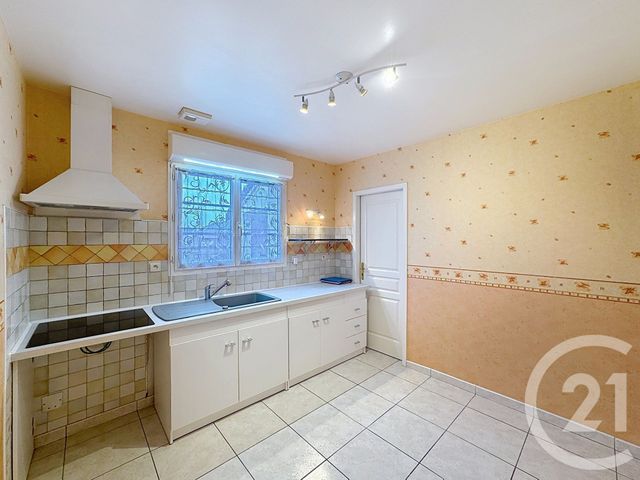 Maison &agrave; louer - 4 pi&egrave;ces - 89,23 m2 - Romorantin Lanthenay - 41 - CENTRE