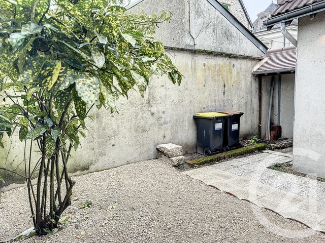 Appartement F3 &agrave; louer - 3 pi&egrave;ces - 58 m2 - Romorantin Lanthenay - 41 - CENTRE