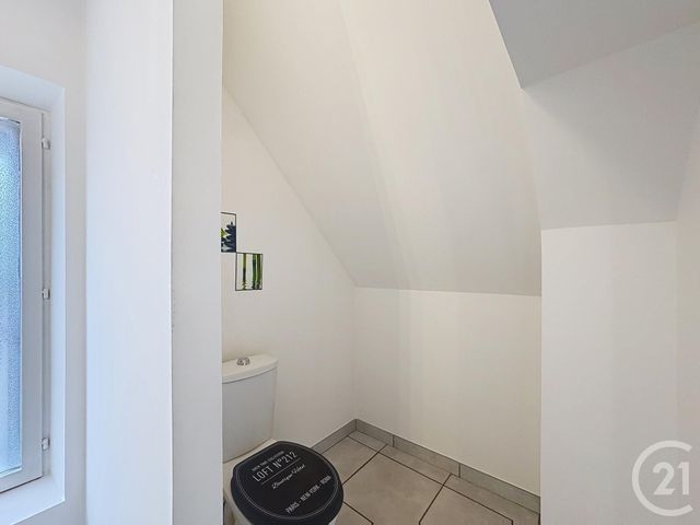 Maison &agrave; louer - 3 pi&egrave;ces - 69 m2 - Romorantin Lanthenay - 41 - CENTRE