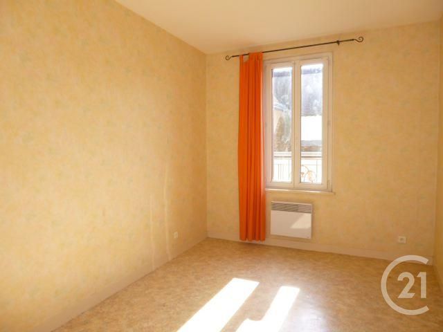 Afficher la photo en grand Appartement F2 à louer - 2 pièces - 29 m2 - SALBRIS - 41 - CENTRE