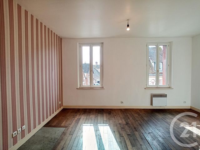 Appartement F2 à louer - 2 pièces - 33 m2 - SALBRIS - 41 - CENTRE Appartement F2 à louer - 2 pièces - 33 m2 - SALBRIS - 41 - CENTRE